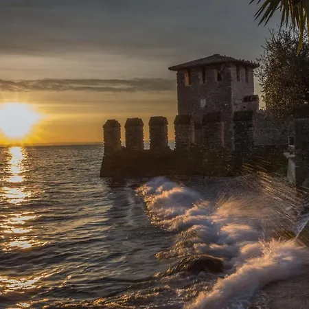 Lägenhet Campiello Sirmione